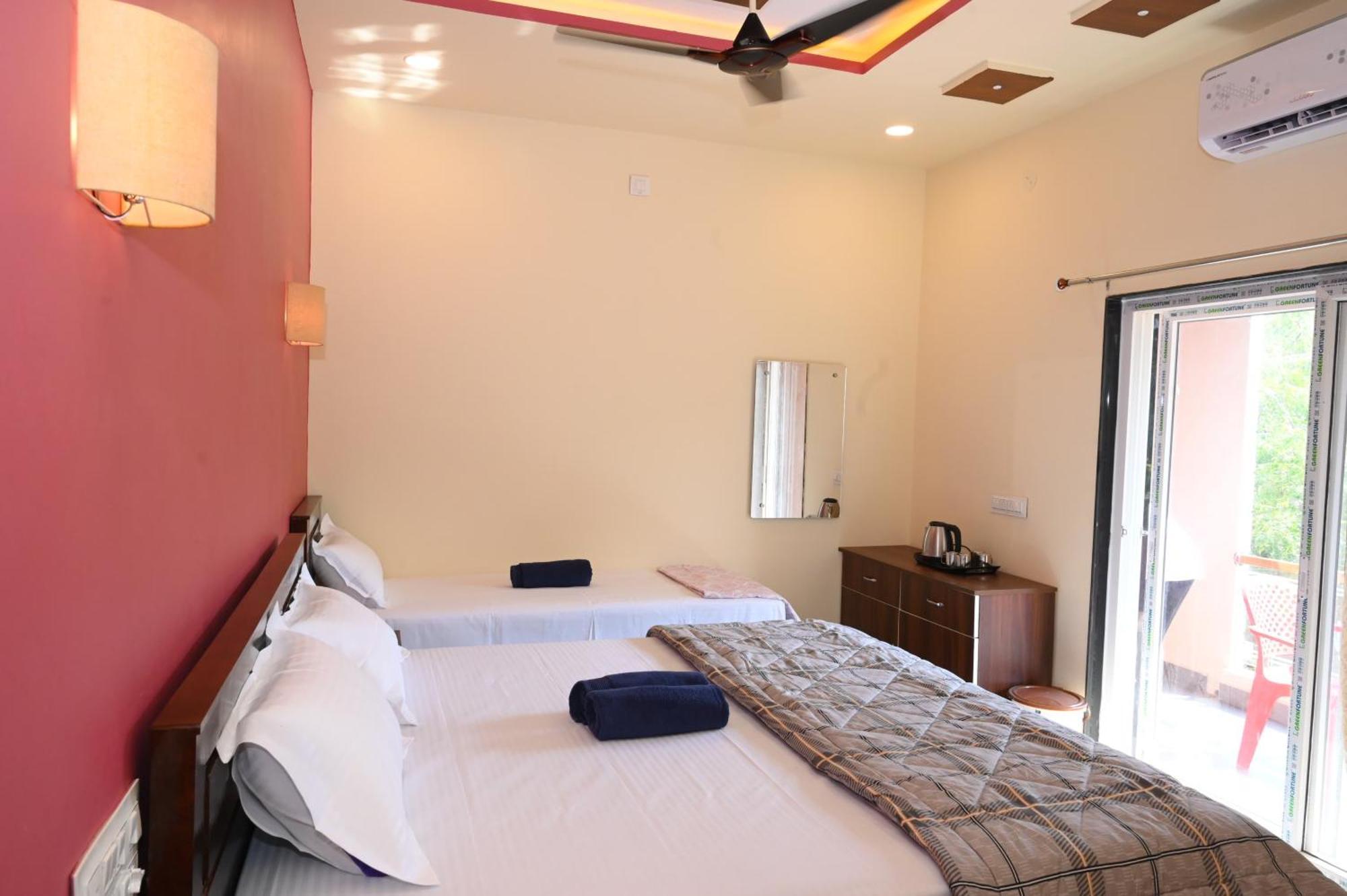 Dream Hampi Villa & Home Stay Buitenkant foto