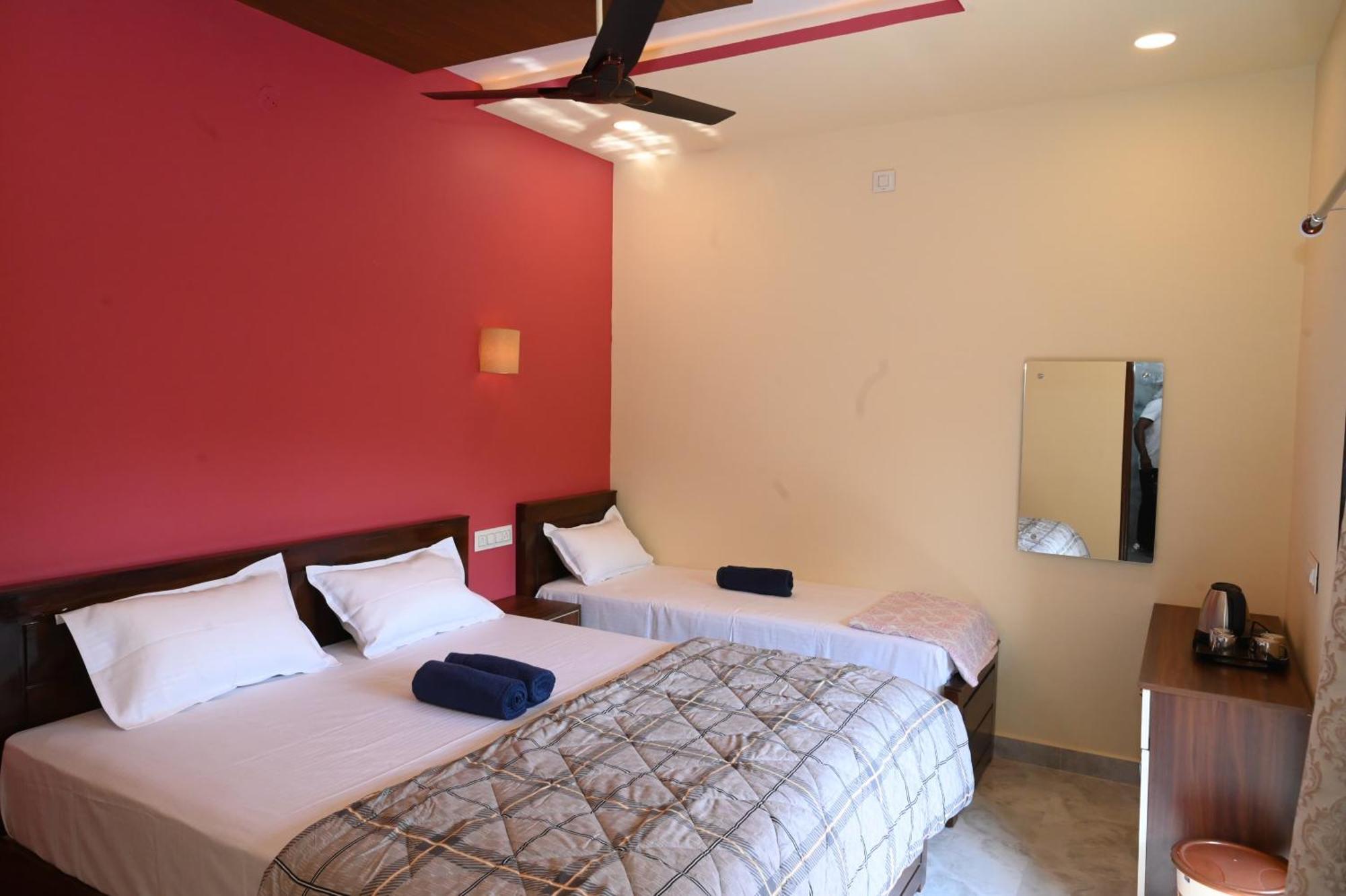 Dream Hampi Villa & Home Stay Buitenkant foto