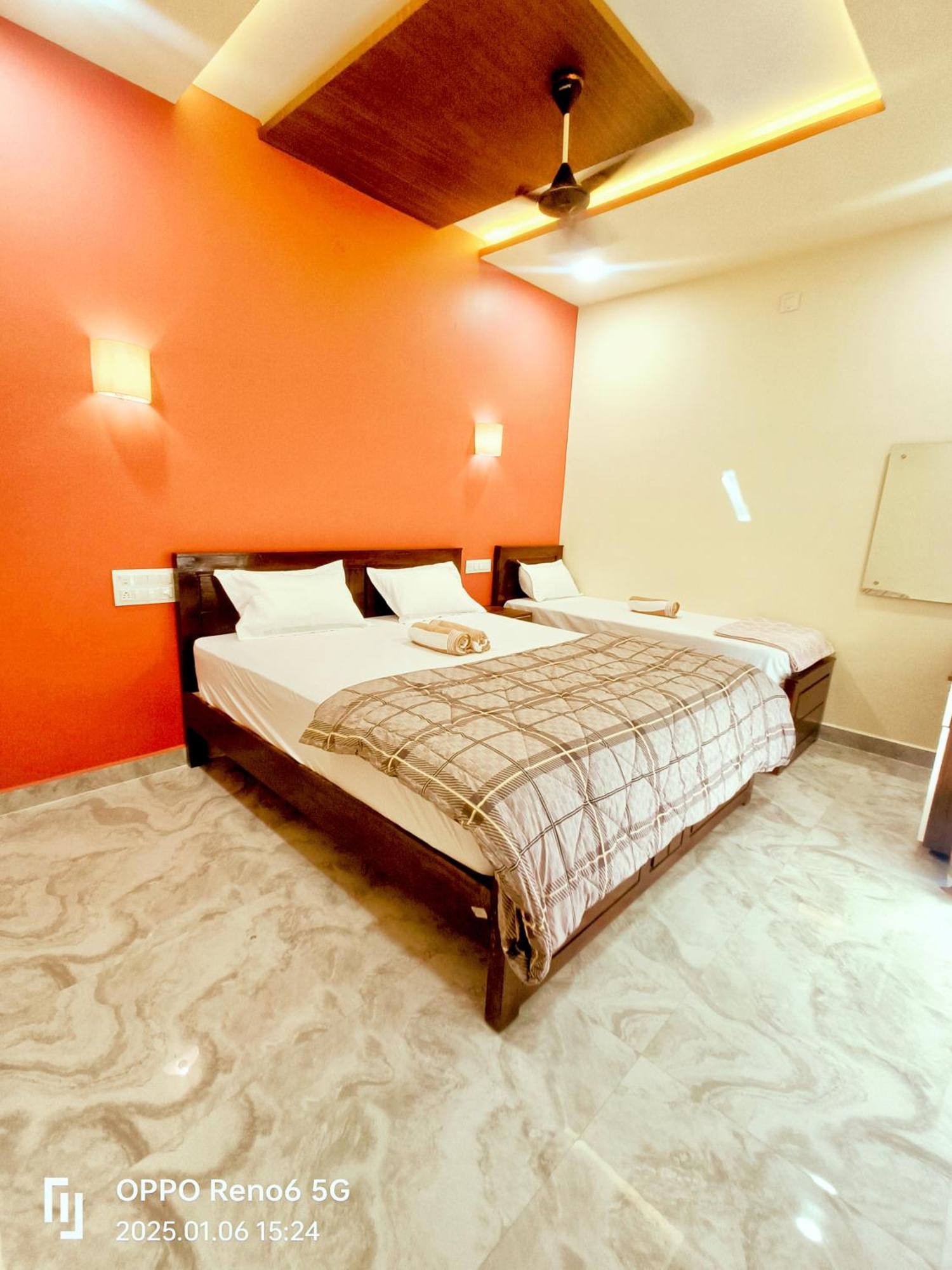 Dream Hampi Villa & Home Stay Buitenkant foto